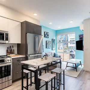 Sunflower House Apartment